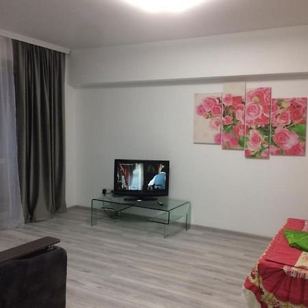 Квартира Юбилейный Almaty Eksteriør billede