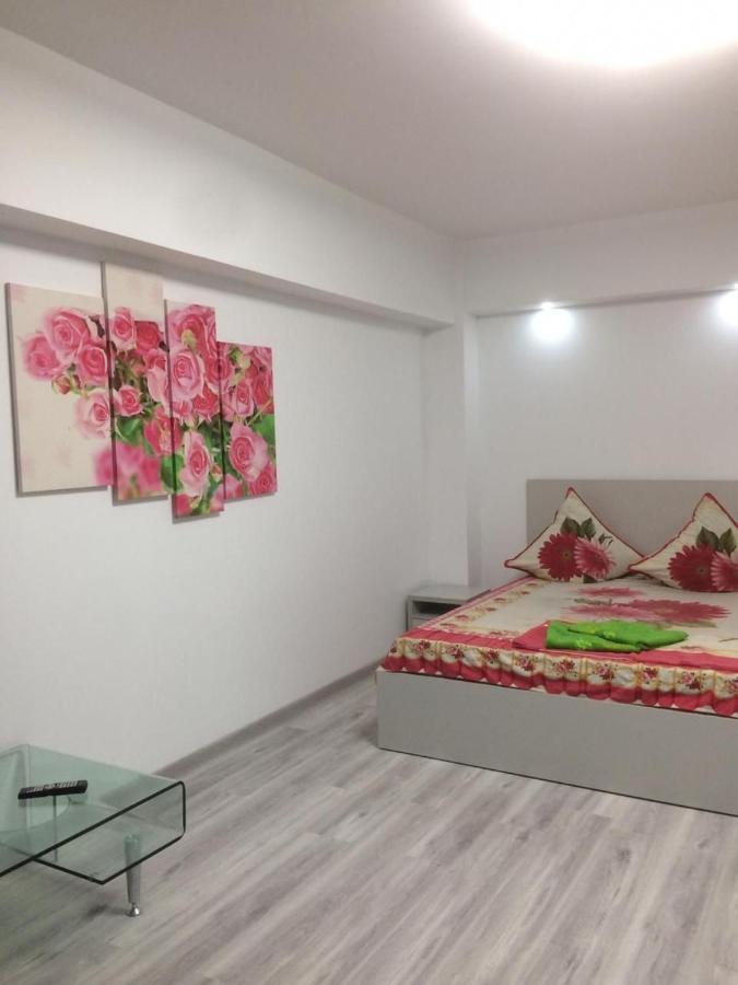 Квартира Юбилейный Almaty Eksteriør billede